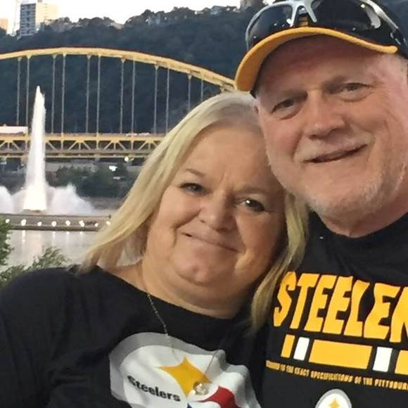 Meet your Posher, Robin - Picture 1 of 1